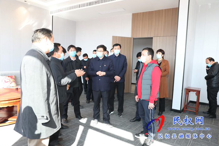 縣委副書記、縣長(zhǎng)張團(tuán)結(jié)調(diào)研疫情期間我縣企業(yè)復(fù)工復(fù)產(chǎn)情況