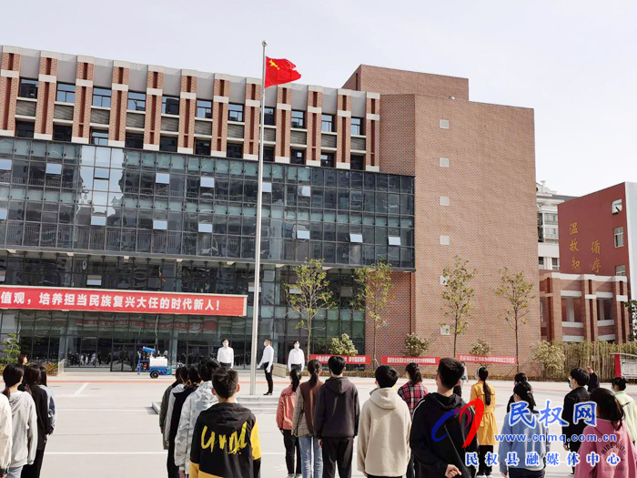 縣民族學(xué)校組織九年級(jí)師生有序返校 縣民族學(xué)校組織九年級(jí)師生有序返校