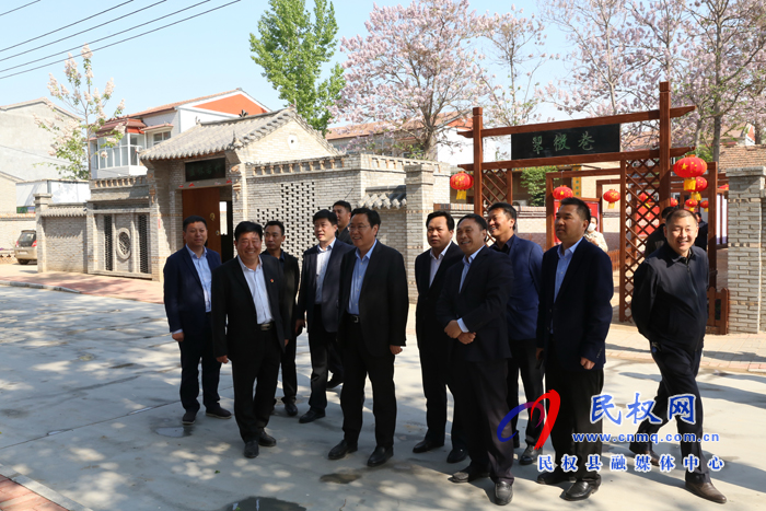 市人大常委會(huì)副主任、縣委書記姬脈常調(diào)研我縣人居環(huán)境整治工作