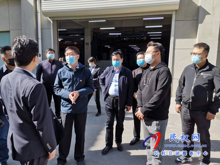 縣委常委、副縣長房季帶隊赴長垣市考察招商