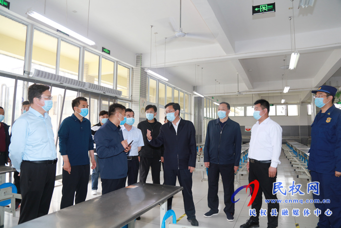 市人大常委會副主任、縣委書記姬脈常查看安全生產(chǎn)、及防汛、防溺亡工作