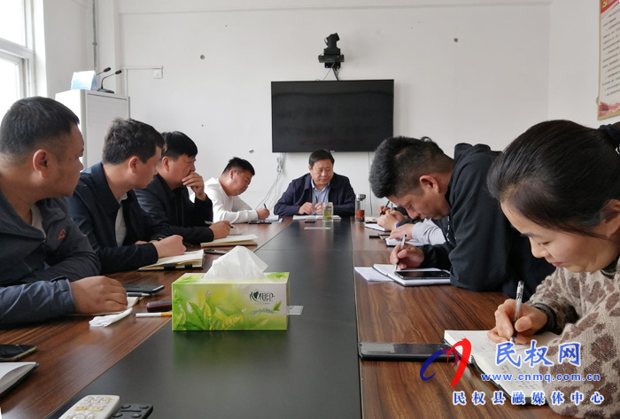 南華辦事處迅速傳達(dá)省委第五巡視組對民權(quán)縣巡視“回頭看”工作動員會精神 南華辦事處迅速傳達(dá)省委第五巡視組對民權(quán)縣巡視“回頭看”工作動員會精神