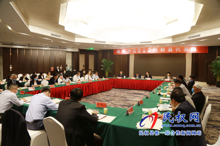 市政協(xié)主席曾昭寶，市委常委、常務(wù)副市長(zhǎng)吳祖明參加民權(quán)代表團(tuán)審議市政府工作報(bào)告和計(jì)劃、財(cái)政工作報(bào)告