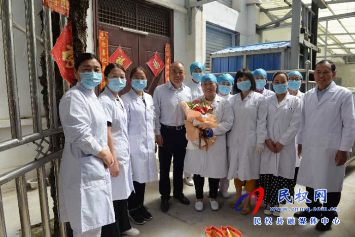 512國際護(hù)士節(jié)院領(lǐng)導(dǎo)慰問白衣天使 512國際護(hù)士節(jié)院領(lǐng)導(dǎo)慰問白衣天使