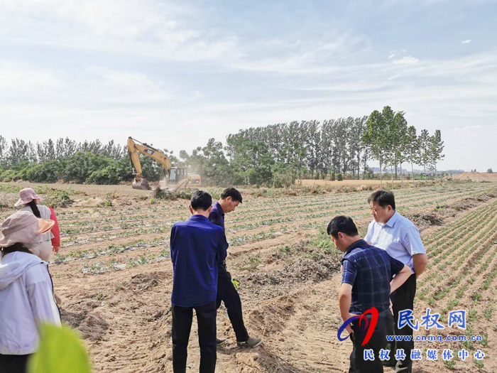 黨員干部“沉”下去群眾威信提上來(lái) 黨員干部“沉”下去群眾威信提上來(lái)