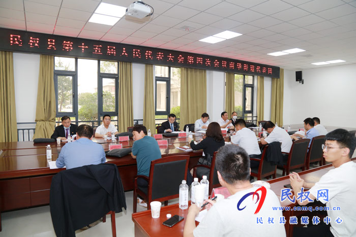 縣領(lǐng)導分別參加人大各代表團審議 縣領(lǐng)導分別參加人大各代表團審議