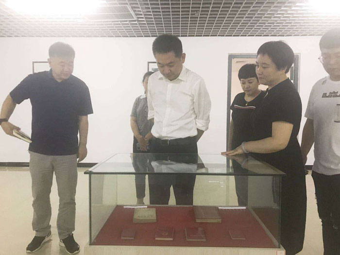 國際檔案日：縣委常委、縣委辦公室主任孟亞松出席縣檔案館開放日活動(dòng)