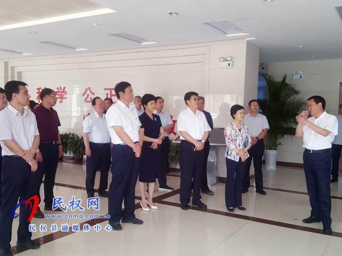新鄉(xiāng)市人大常委會(huì)黨組書記、主任王樂(lè)新一行蒞民考察縣域經(jīng)濟(jì)和優(yōu)化營(yíng)商環(huán)境工作