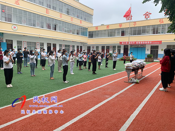 關(guān)愛(ài)殘疾兒童縣殘聯(lián)暖心捐助 關(guān)愛(ài)殘疾兒童縣殘聯(lián)暖心捐助