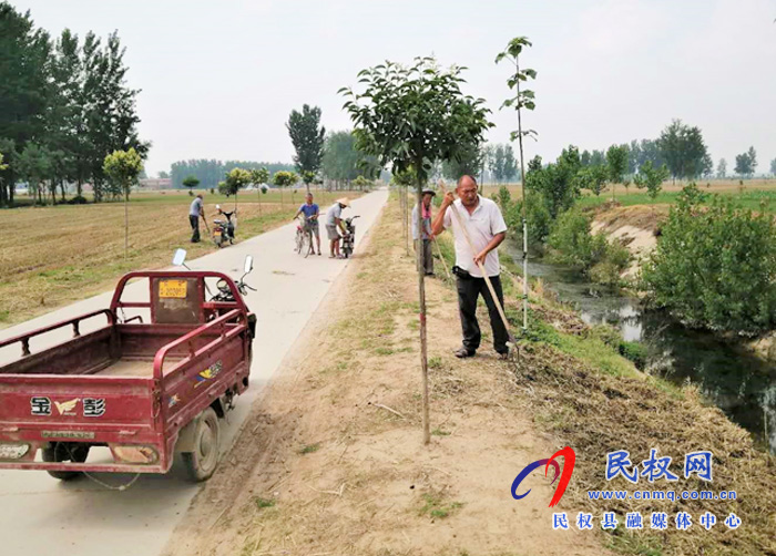 老顏集鄉(xiāng)做好“四好公路”后期管護工作 老顏集鄉(xiāng)做好“四好公路”后期管護工作