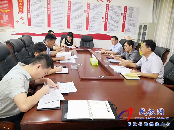 縣委常委、組織部長(zhǎng)何玉明到褚廟鄉(xiāng)督導(dǎo)檢查脫貧攻堅(jiān)工作