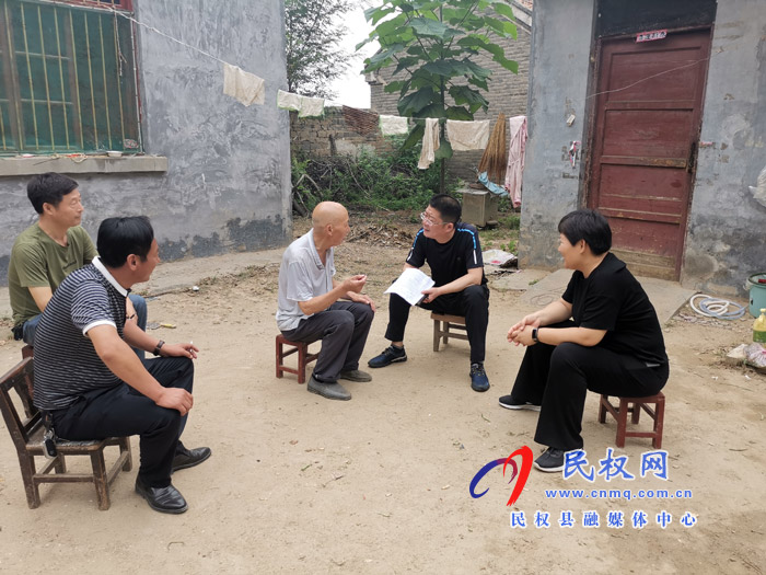 縣人大常委會副主任李勇到王莊寨鎮(zhèn)開展脫貧攻堅(jiān)普查工作 縣人大常委會副主任李勇到王莊寨鎮(zhèn)開展脫貧攻堅(jiān)普查工作