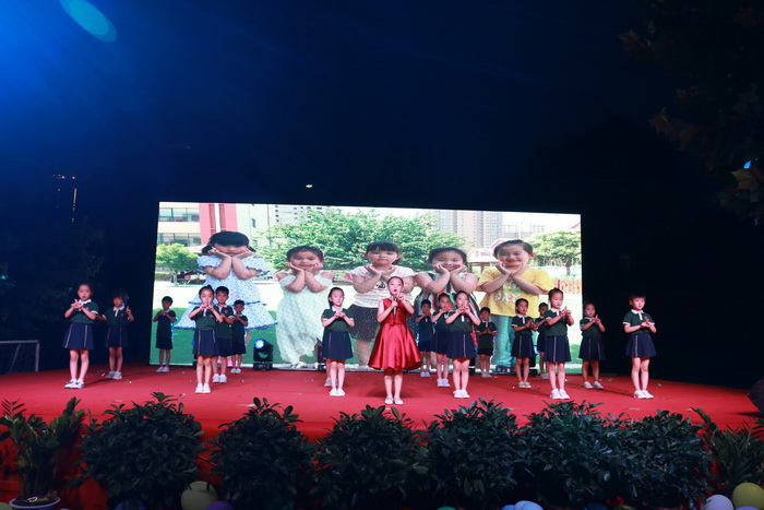 滿滿的儀式感！民權(quán)東區(qū)實驗幼兒園迎來畢業(yè)季
