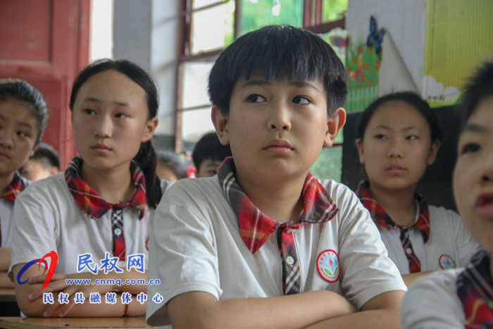 民權(quán)縣實(shí)驗(yàn)小學(xué)開展暑期安全教育活動(dòng) 民權(quán)縣實(shí)驗(yàn)小學(xué)開展暑期安全教育活動(dòng)