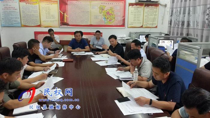 胡集鄉(xiāng)傳達貫徹全市脫貧攻堅第十次專題調(diào)度會議精神 胡集鄉(xiāng)傳達貫徹全市脫貧攻堅第十次專題調(diào)度會議精神