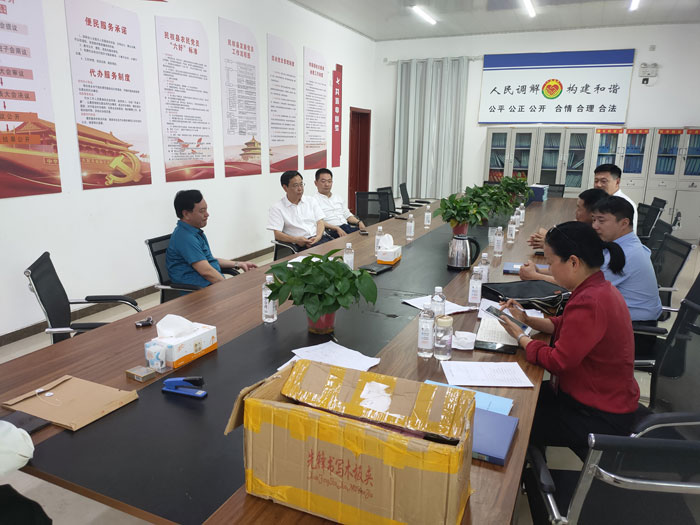 市人大常委會副主任、縣委書記姬脈常調(diào)研我縣脫貧攻堅工作