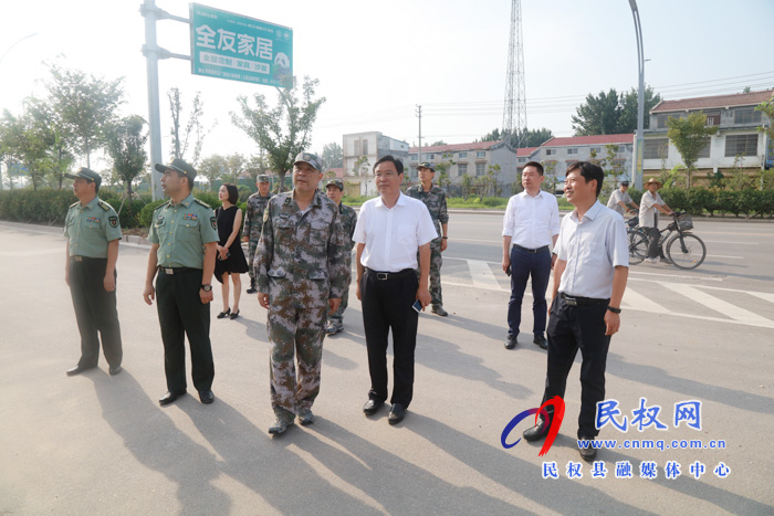 省軍區(qū)副司令員習(xí)曉軍到我縣調(diào)研人武部綜合項目建設(shè)工作 省軍區(qū)副司令員習(xí)曉軍到我縣調(diào)研人武部綜合項目建設(shè)工作