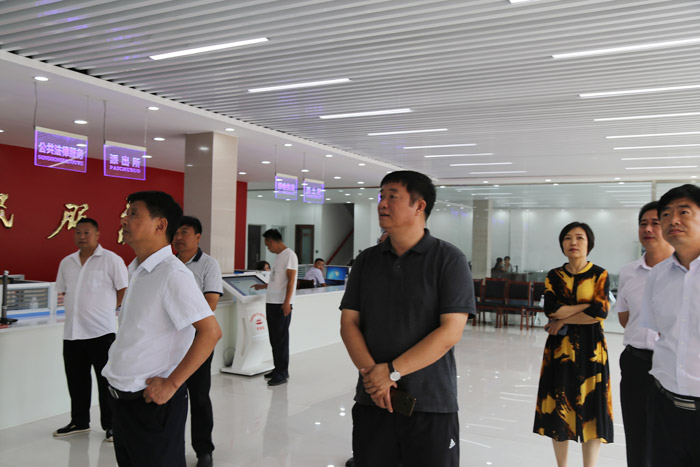市司法局局長(zhǎng)王興亞到我縣檢查指導(dǎo)法治建設(shè)工作 市司法局局長(zhǎng)王興亞到我縣檢查指導(dǎo)法治建設(shè)工作
