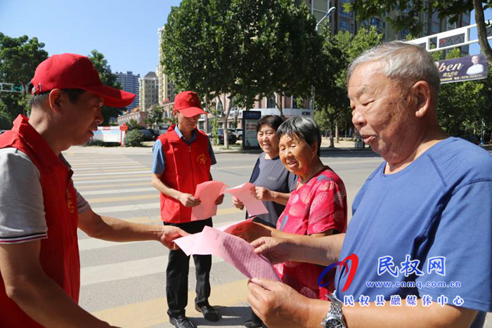 縣委組織部組織黨員干部開(kāi)展志愿服務(wù)活動(dòng) 縣委組織部組織黨員干部開(kāi)展志愿服務(wù)活動(dòng)