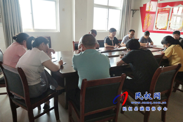 縣園林綠化中心開(kāi)展“文明餐桌從我做起”主題教育活動(dòng) 縣園林綠化中心開(kāi)展“文明餐桌從我做起”主題教育活動(dòng)