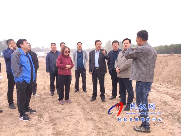 市人大常委會副主任、縣委書記姬脈常查看我縣重點項目建設情況和部門節(jié)假日值班值守情況