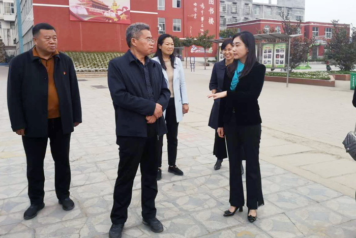 副縣長朱琳督導檢查我縣全國文明城創(chuàng)建工作 副縣長朱琳督導檢查我縣全國文明城創(chuàng)建工作