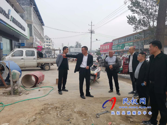 龍?zhí)伶?zhèn):開展集鎮(zhèn)區(qū)店外經(jīng)營集中清理整治行動 龍?zhí)伶?zhèn):開展集鎮(zhèn)區(qū)店外經(jīng)營集中清理整治行動
