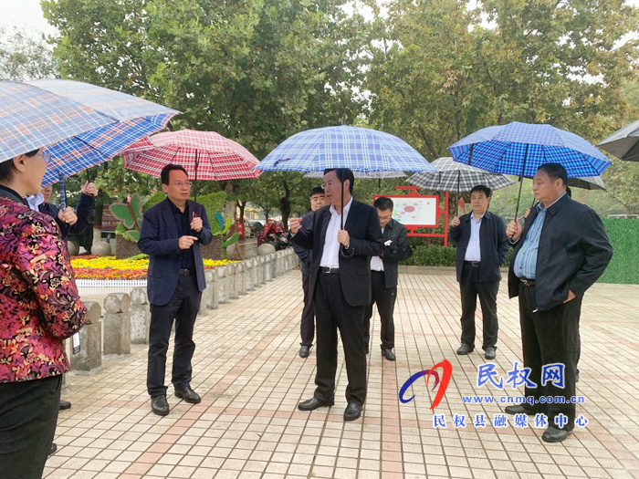 市人大常委會(huì)副主任、縣委書記姬脈常調(diào)研我縣文明城創(chuàng)建工作