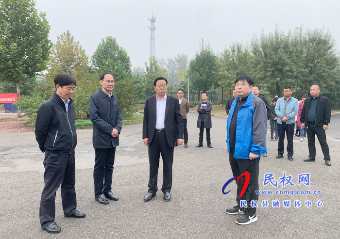 市人大常委會副主任、縣委書記姬脈常調(diào)研第六屆制冷裝備博覽會籌備工作
