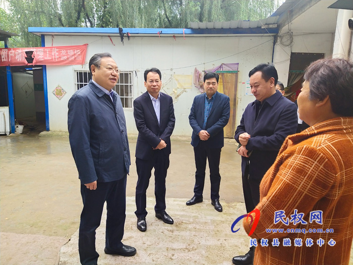 市委常委、常務(wù)副市長吳祖明到我縣開展“三?五”基層工作日活動
