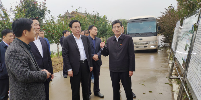 副省長、市委書記王戰(zhàn)營到我縣開展“三·五”基層工作日活動