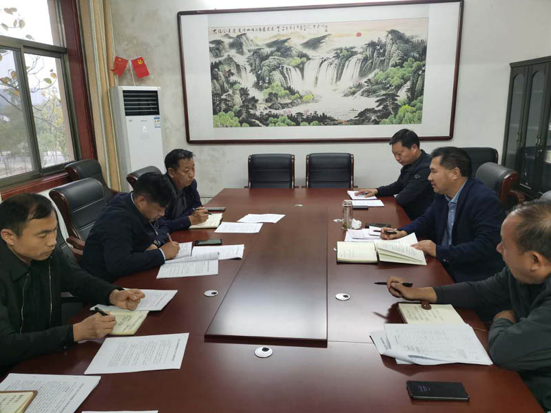 縣住建局集中學(xué)習(xí)《習(xí)近平談治國理政》第三卷座談會(huì) 縣住建局集中學(xué)習(xí)《習(xí)近平談治國理政》第三卷座談會(huì)
