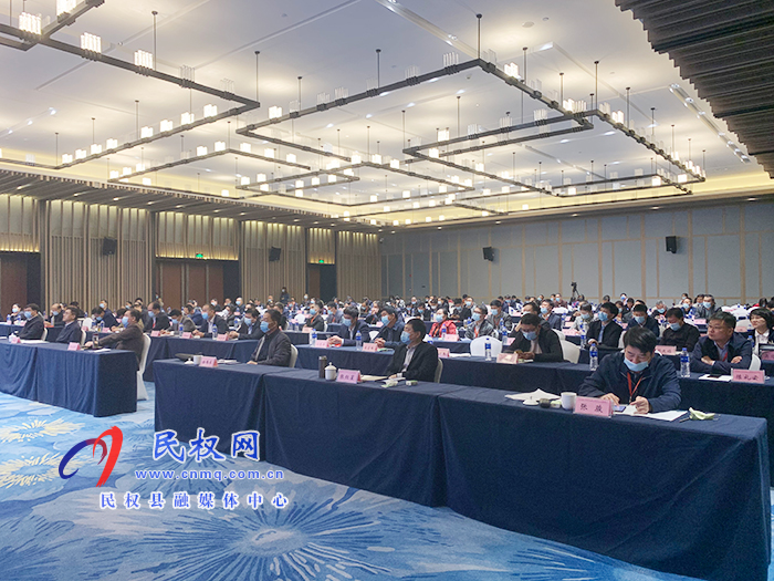 河南省產(chǎn)業(yè)轉(zhuǎn)移助力脫貧攻堅現(xiàn)場會在民權(quán)縣召開 河南省產(chǎn)業(yè)轉(zhuǎn)移助力脫貧攻堅現(xiàn)場會在民權(quán)縣召開