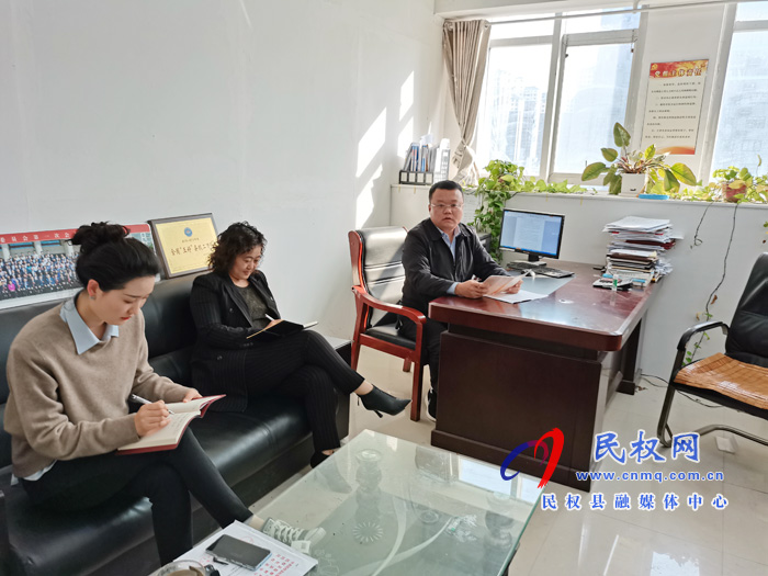 我縣各鄉(xiāng)鎮(zhèn)、（街道辦）縣直各單位傳達(dá)貫徹全縣脫貧攻堅工作推進(jìn)會議精神