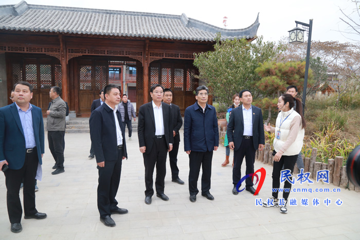 副省長、市委書記王戰(zhàn)營到民權(quán)縣聯(lián)系點開展“三·五”基層工作日活動