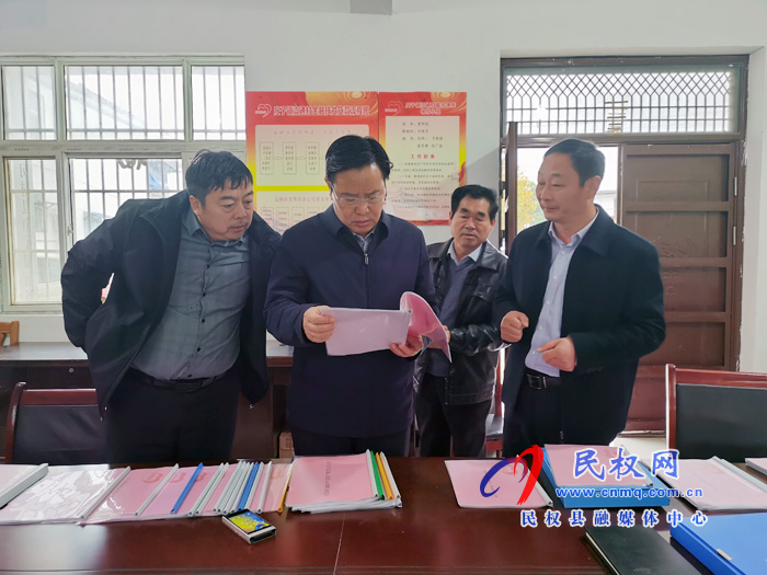 市人大常委會副主任、縣委書記姬脈常到部分鄉(xiāng)鎮(zhèn)督導(dǎo)脫貧攻堅工作