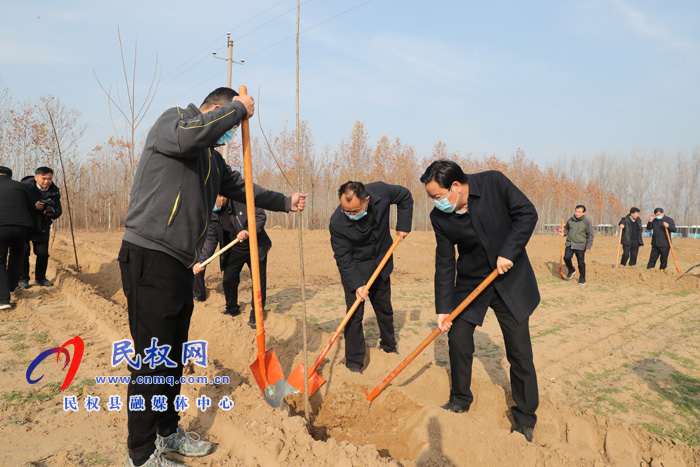 我縣組織開(kāi)展冬季義務(wù)植樹(shù)活動(dòng) 我縣組織開(kāi)展冬季義務(wù)植樹(shù)活動(dòng)