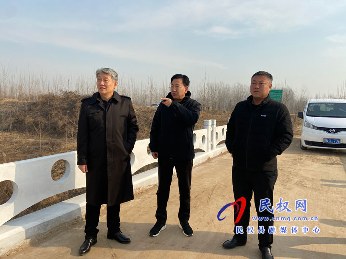 市考核第七組成員到我縣就河長(zhǎng)制工作情況進(jìn)行考核