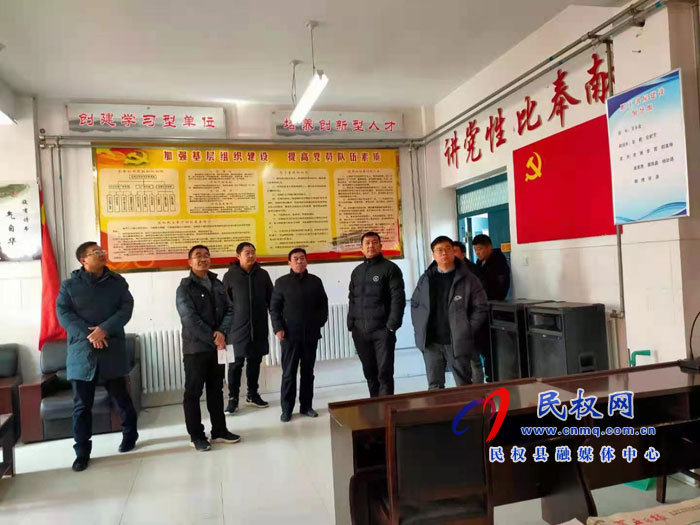 市文明辦復(fù)查驗(yàn)收組蒞臨住建局水務(wù)公司 市文明辦復(fù)查驗(yàn)收組蒞臨住建局水務(wù)公司