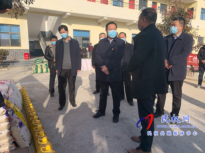 市人大常委會(huì)副主任縣委書(shū)記姬脈常慰問(wèn)敬老院老人
