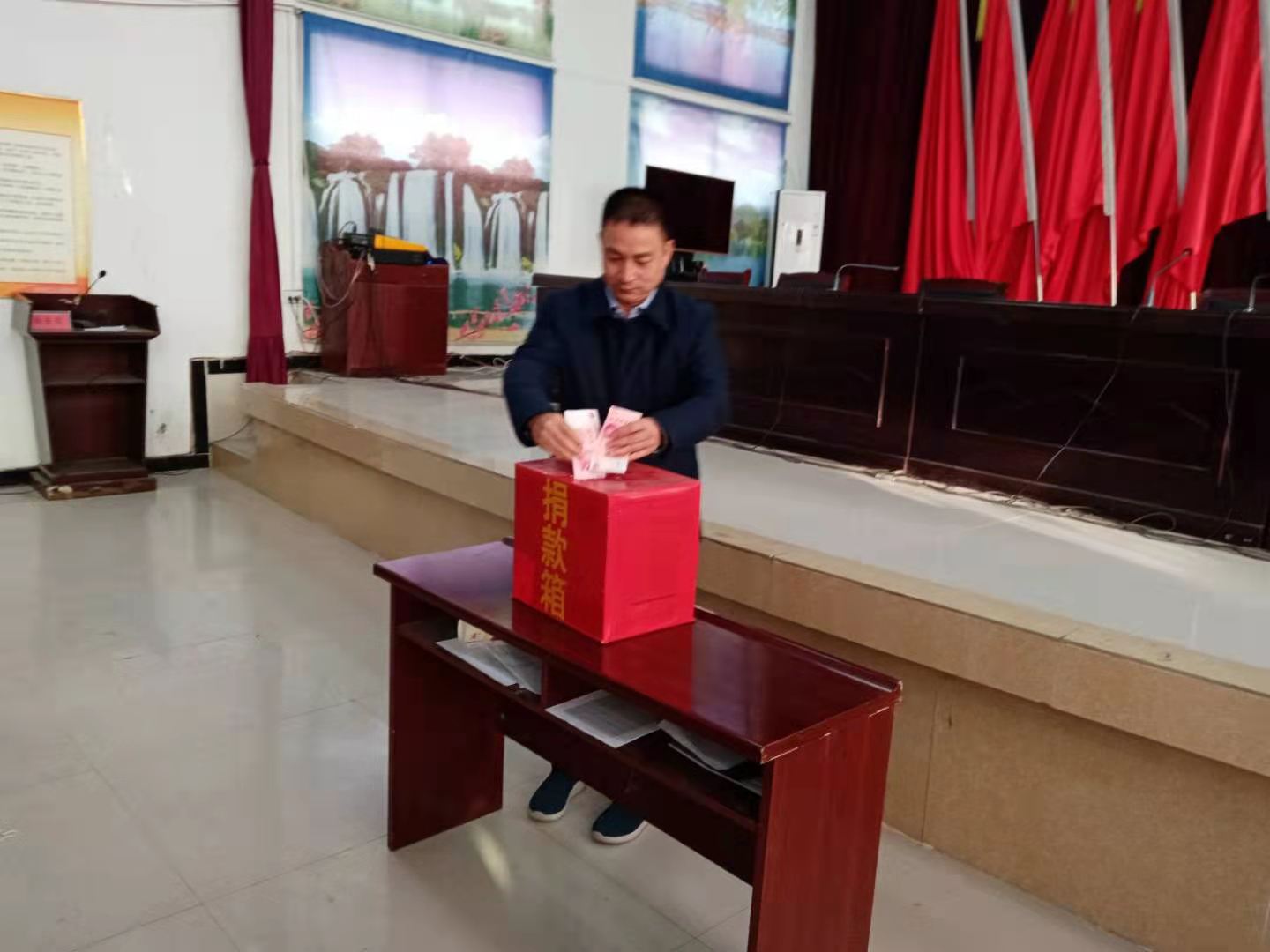 北關鎮(zhèn)：開展“送溫暖、獻愛心”捐助活動