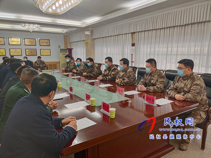 市縣領(lǐng)導(dǎo)慰問(wèn)商丘軍分區(qū)官兵 市縣領(lǐng)導(dǎo)慰問(wèn)商丘軍分區(qū)官兵