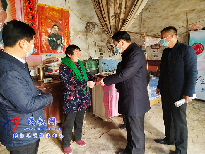 市人大常委會副主任、縣委書記姬脈常到白云寺鎮(zhèn)開展“三·五”基層工作日活動