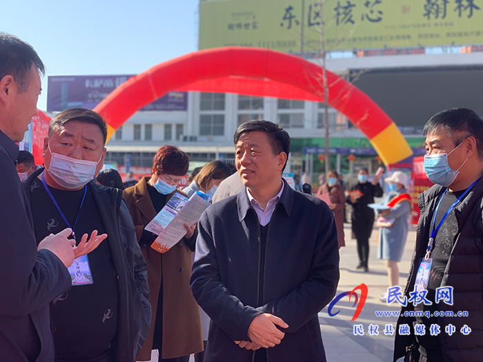 我縣舉行“春風(fēng)行動(dòng)”暨“迎新春送溫暖、穩(wěn)崗留工”專項(xiàng)行動(dòng)招聘會(huì)