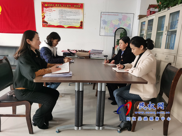 縣婦聯(lián)傳達(dá)貫徹縣紀(jì)委十二屆第六次全體會(huì)議精神 縣婦聯(lián)傳達(dá)貫徹縣紀(jì)委十二屆第六次全體會(huì)議精神