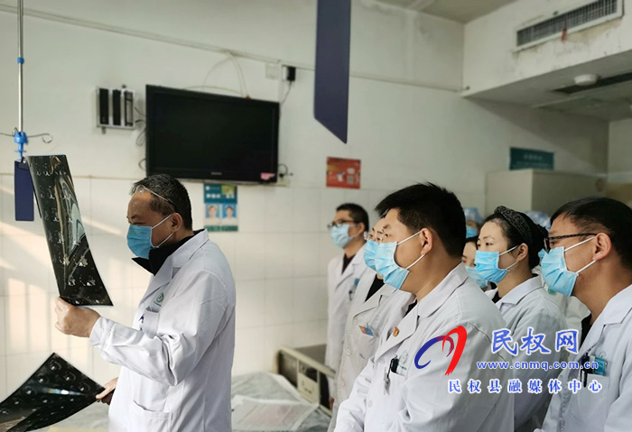 河南省人民醫(yī)院豫東分院成功開(kāi)展第一例腹腔鏡下袖狀胃切除+膽囊切除手術(shù) 河南省人民醫(yī)院豫東分院成功開(kāi)展第一例腹腔鏡下袖狀胃切除+膽囊切除手術(shù)