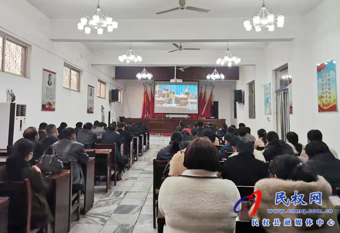 我縣各單位、鄉(xiāng)鎮(zhèn)（街道辦）組織收聽(tīng)收看全縣三級(jí)干部大會(huì)直播實(shí)況