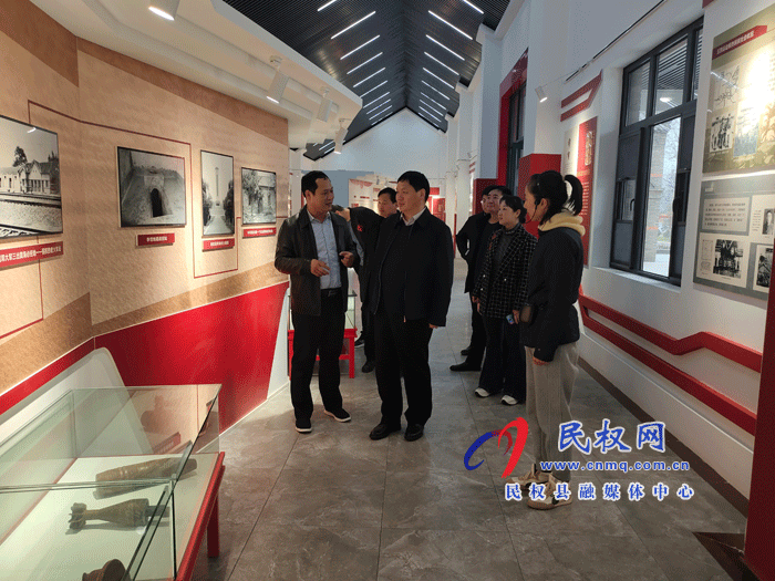 市扶貧辦副主任王敢峰到雙塔鎮(zhèn)調研 市扶貧辦副主任王敢峰到雙塔鎮(zhèn)調研