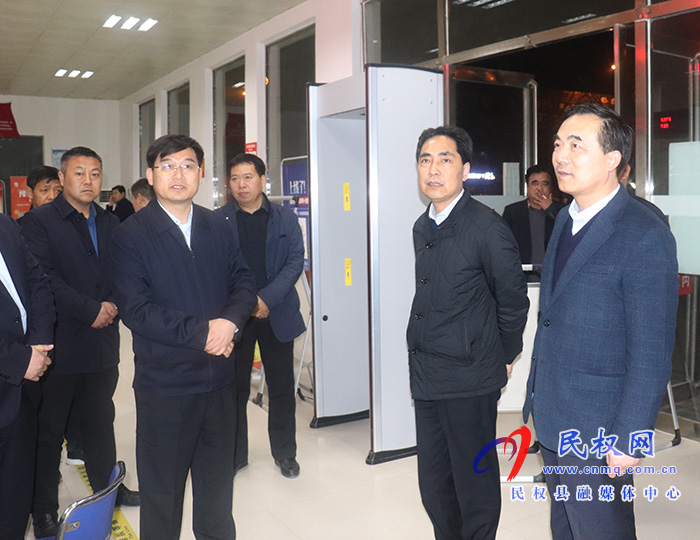 省農(nóng)業(yè)農(nóng)村廳黨組成員、副廳長(zhǎng)馬萬(wàn)里到民調(diào)研鄉(xiāng)村振興工作