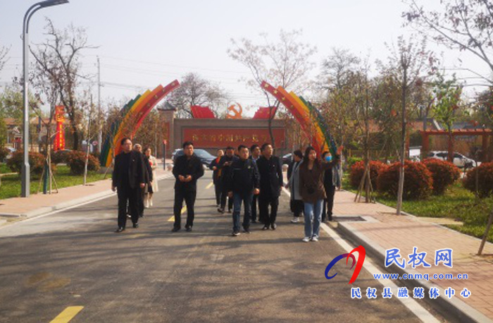 縣工信科技局開啟“學(xué)黨史 悟思想 辦實(shí)事 開新局”現(xiàn)場(chǎng)主題活動(dòng) 縣工信科技局開啟“學(xué)黨史 悟思想 辦實(shí)事 開新局”現(xiàn)場(chǎng)主題活動(dòng)
